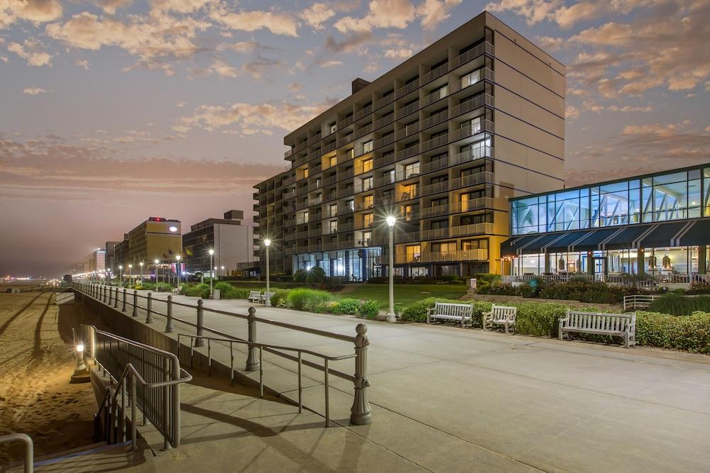 Coastal Hotel & Suites Virginia Beach - Oceanfront Екстериор снимка