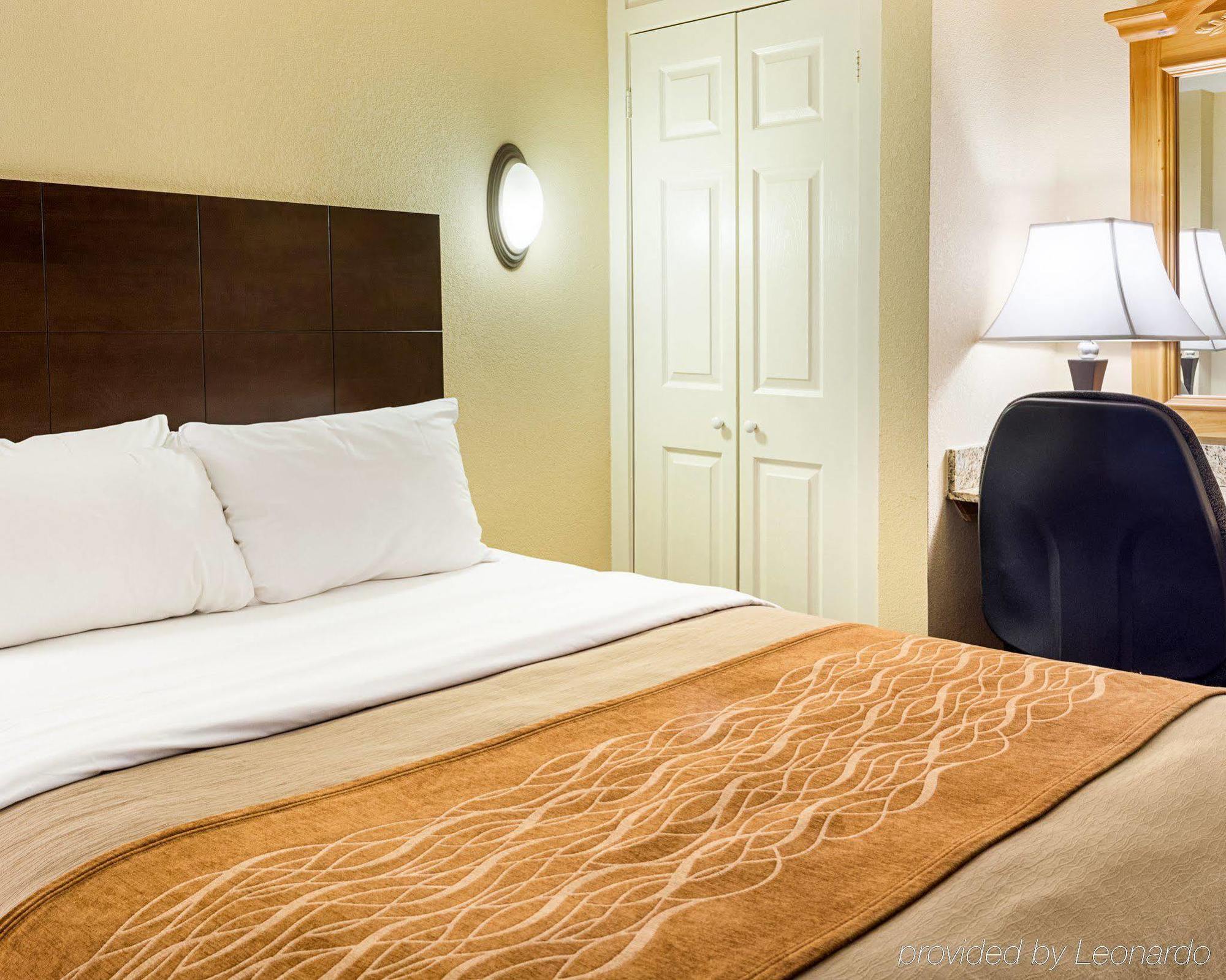 Coastal Hotel & Suites Virginia Beach - Oceanfront Екстериор снимка