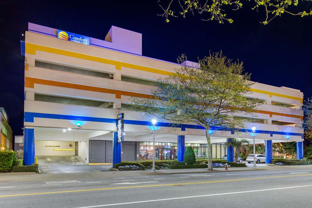 Coastal Hotel & Suites Virginia Beach - Oceanfront Екстериор снимка