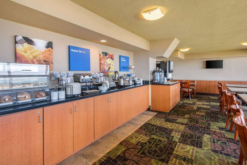 Coastal Hotel & Suites Virginia Beach - Oceanfront Ресторант снимка