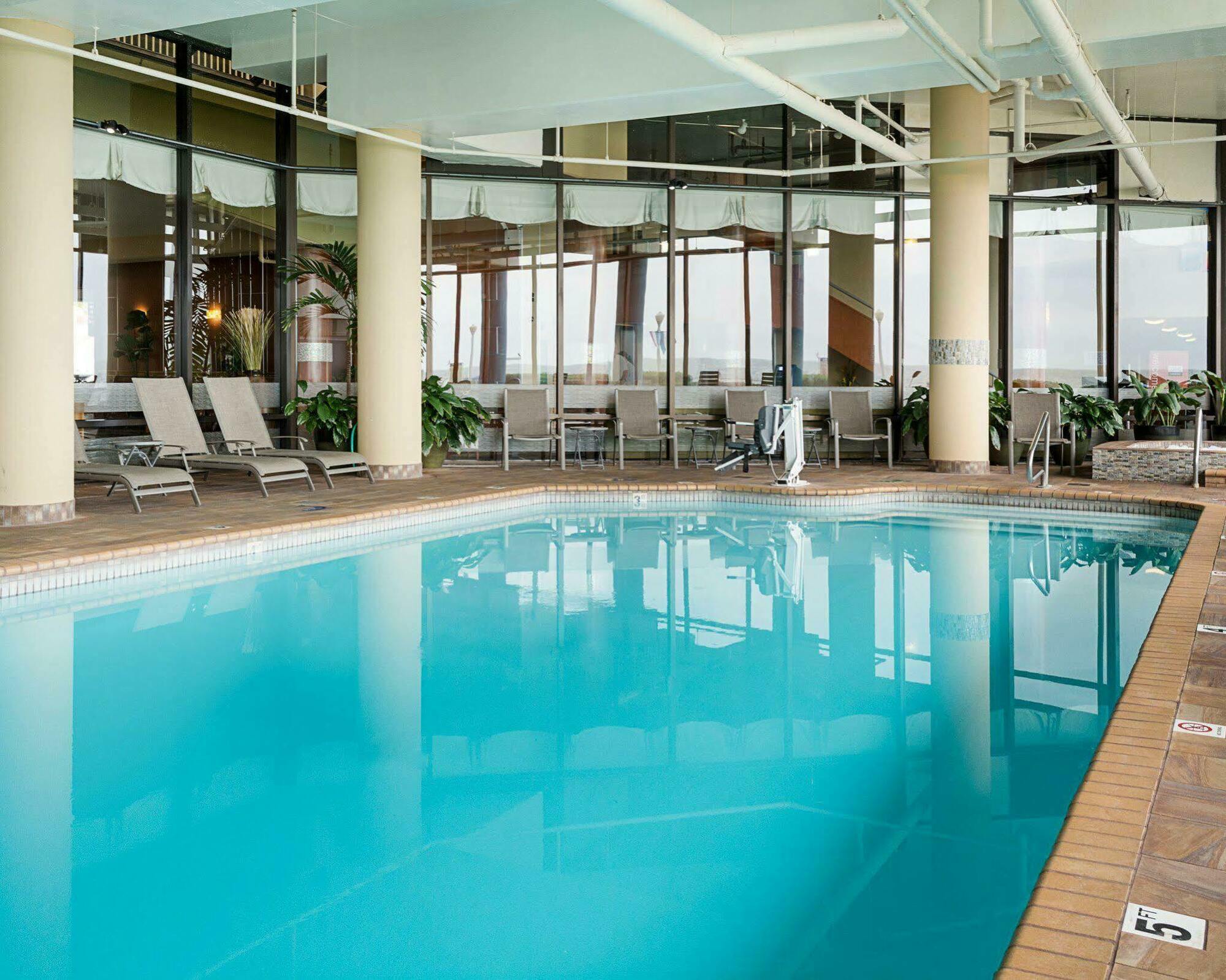 Coastal Hotel & Suites Virginia Beach - Oceanfront Екстериор снимка